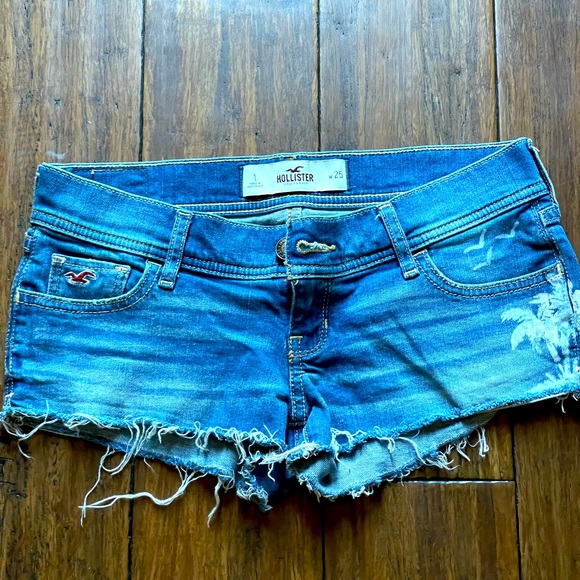 Hollister Shorts So Cute Super Short Hollister Size Shorts Poshmark